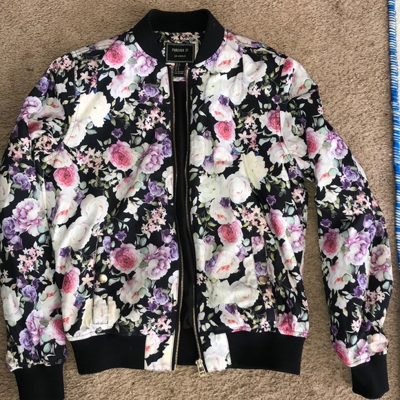 Forever21 floral Bomber jacket - Picture 2 of 4